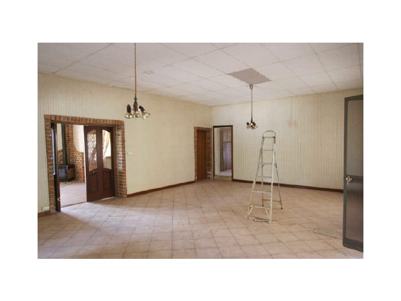 45 George Street, Moonta SA 5558