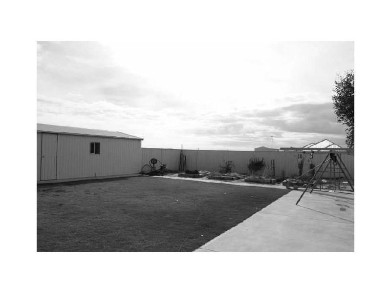 6 Gilmore Crescent, Wallaroo SA 5556