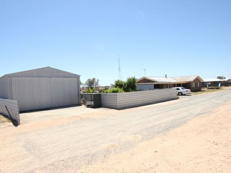 7 Calstock Street, Moonta Bay SA 5558