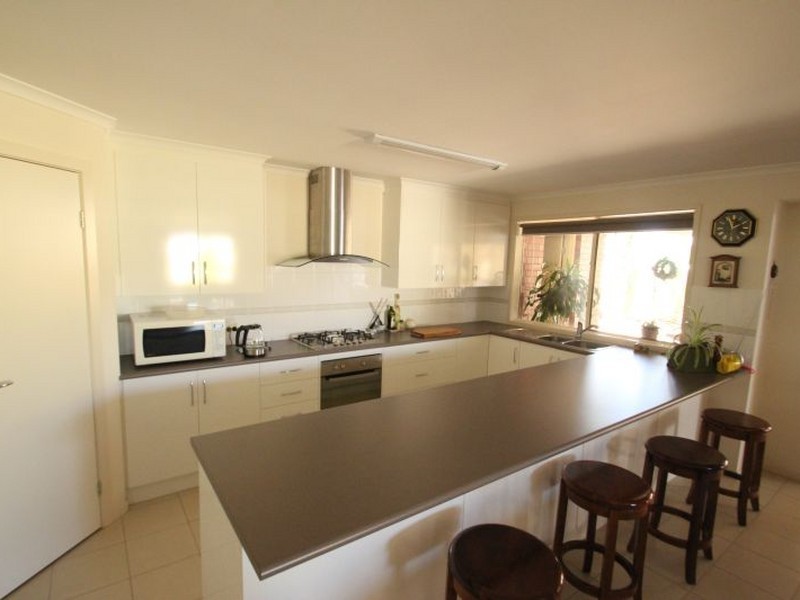 7 Quintrell Street, Moonta Bay SA 5558