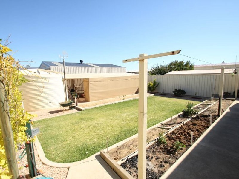 7 Quintrell Street, Moonta Bay SA 5558