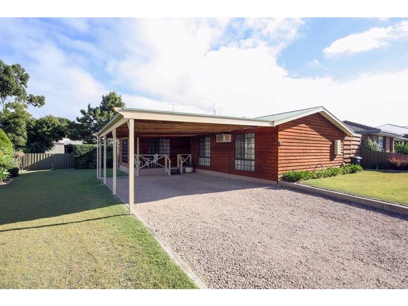15 Highview Grove, Moonta Bay SA 5558