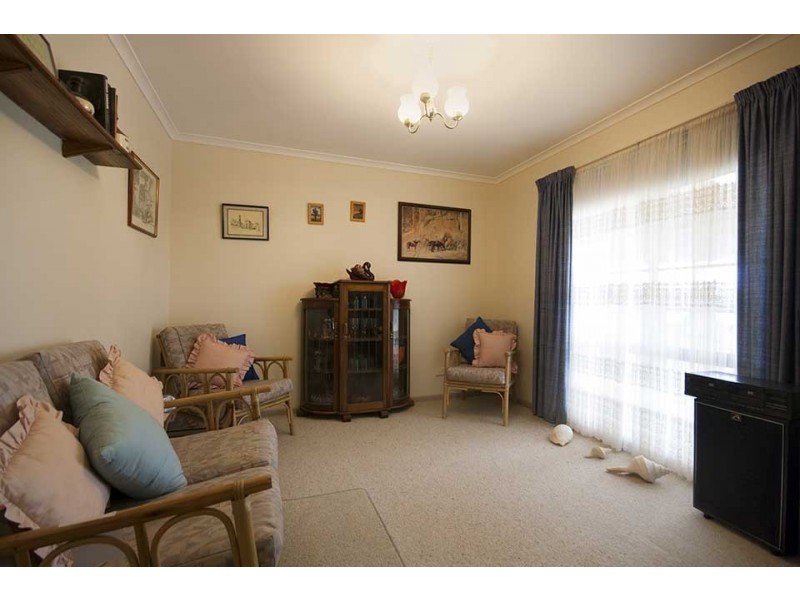 15 Highview Grove, Moonta Bay SA 5558