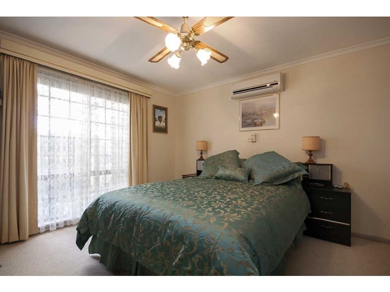 15 Highview Grove, Moonta Bay SA 5558