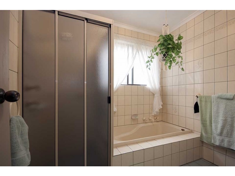 15 Highview Grove, Moonta Bay SA 5558