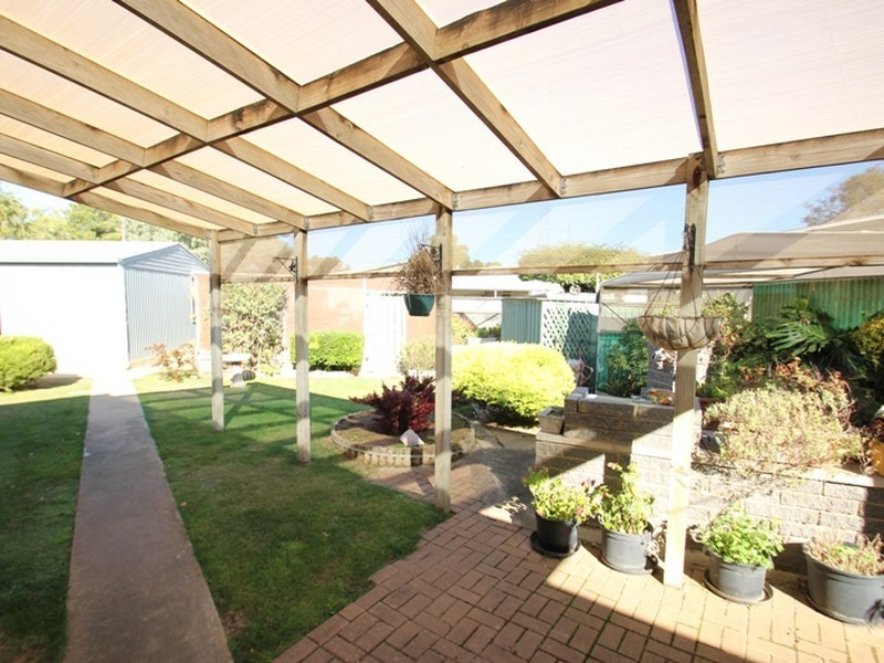 30 Rossiters Road, Moonta Bay SA 5558