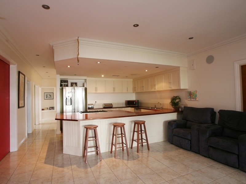 24 Westside Avenue, Moonta Bay SA 5558