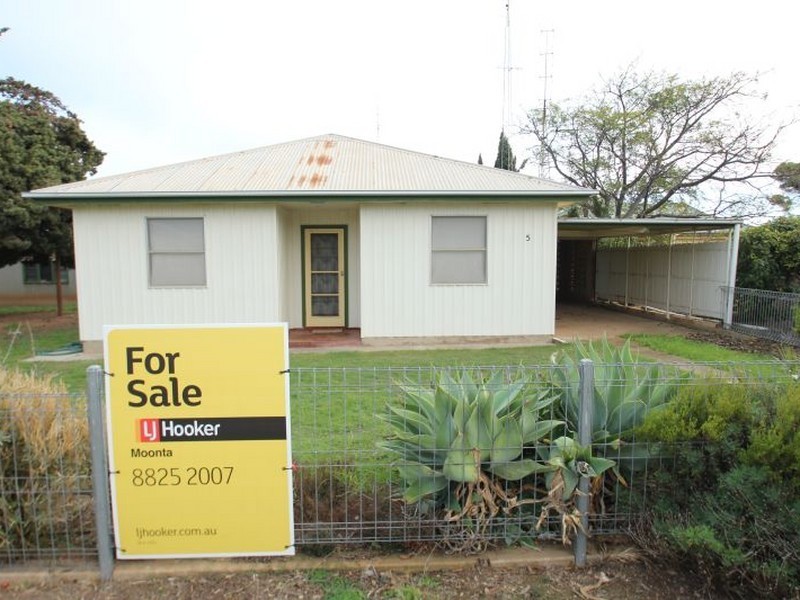 5 Prankerd Street, Moonta Bay SA 5558