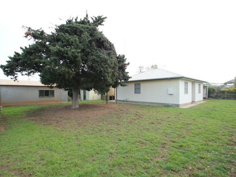 5 Prankerd Street, Moonta Bay SA 5558