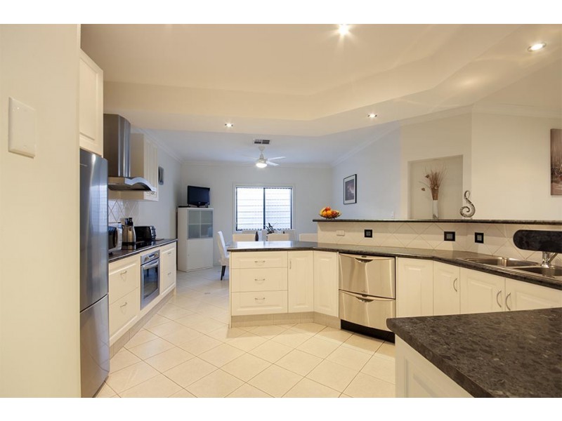 5 Highview Grove, Moonta Bay SA 5558