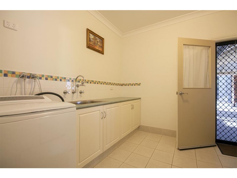 5 Highview Grove, Moonta Bay SA 5558