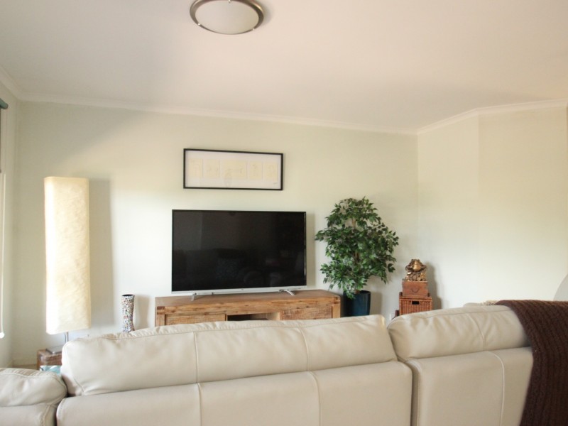 12 Clayton Street, Moonta Bay SA 5558