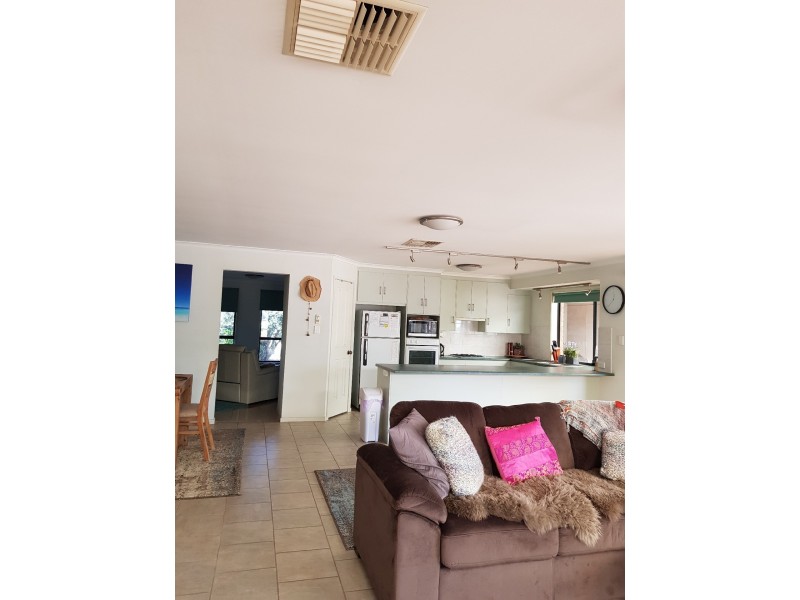 12 Clayton Street, Moonta Bay SA 5558