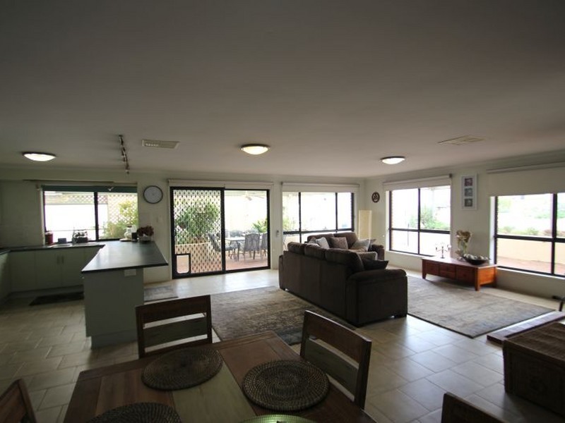 12 Clayton Street, Moonta Bay SA 5558