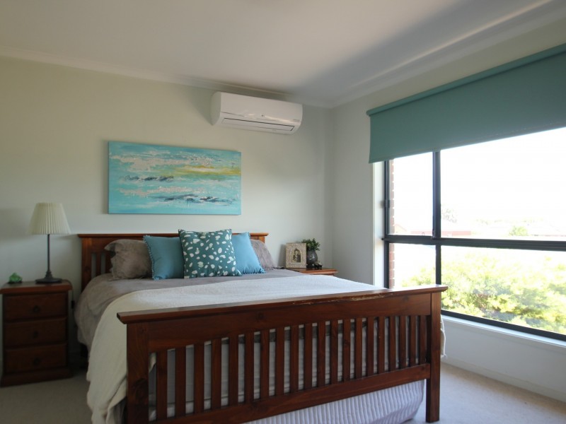 12 Clayton Street, Moonta Bay SA 5558