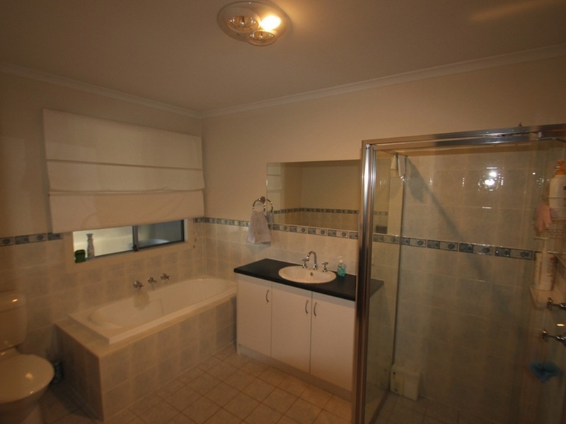 20 Rossiters Road, Moonta Bay SA 5558