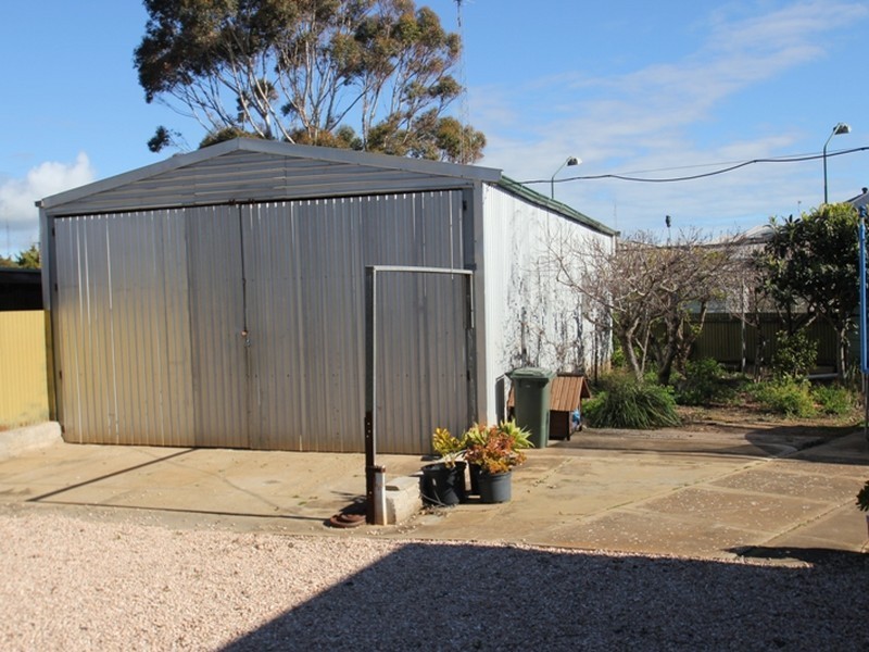 20 Rossiters Road, Moonta Bay SA 5558