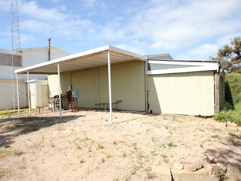 4 Moonta Road, Moonta Bay SA 5558
