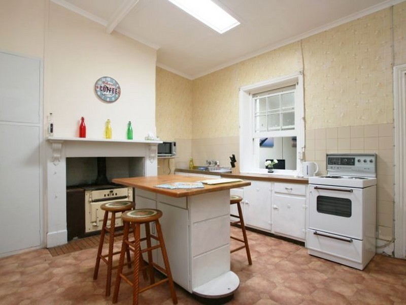 10 McKay Street, Port Broughton SA 5522