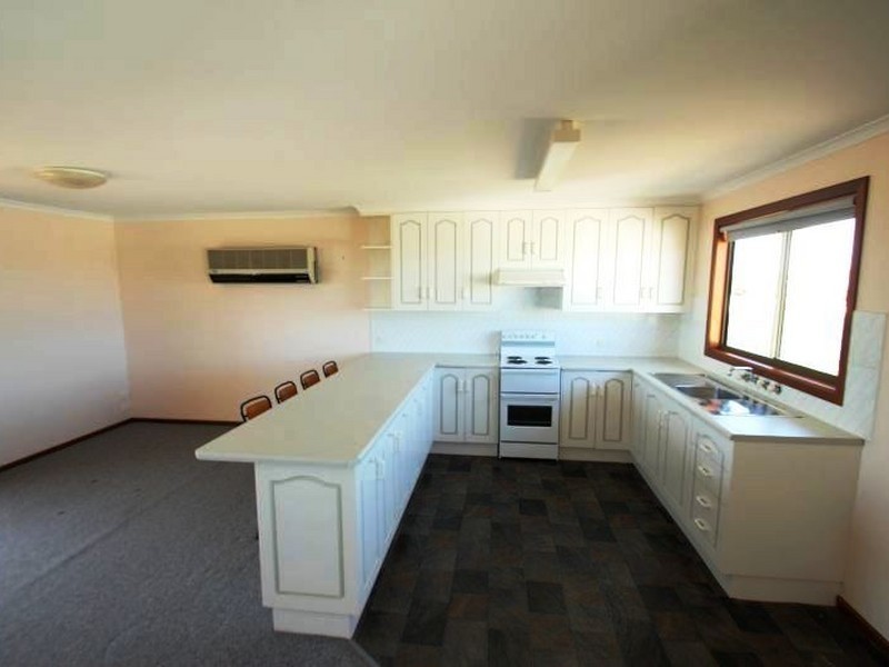 46 Snell Avenue, Port Hughes SA 5558