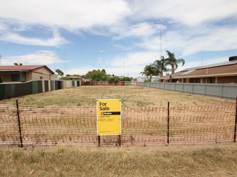 16 First Street, North Moonta SA 5558