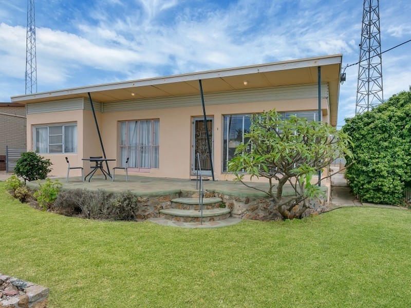 8 Lamming Place, Moonta Bay SA 5558