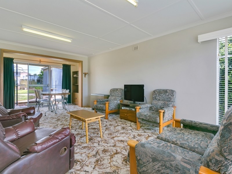 8 Lamming Place, Moonta Bay SA 5558