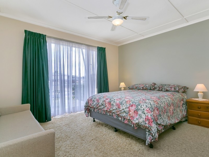 8 Lamming Place, Moonta Bay SA 5558