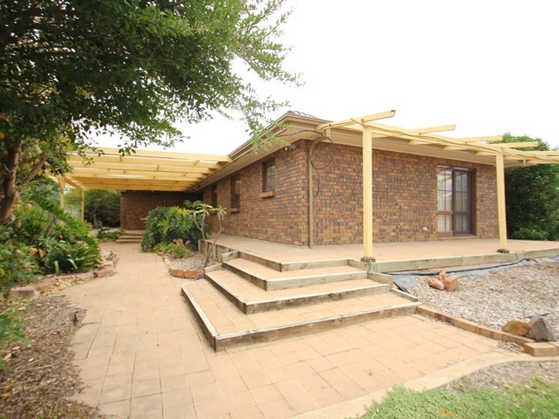 118 Bay Road, Moonta Bay SA 5558