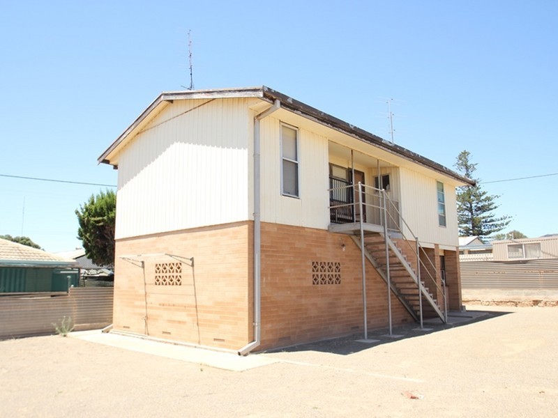 6 Francis Place, Moonta Bay SA 5558