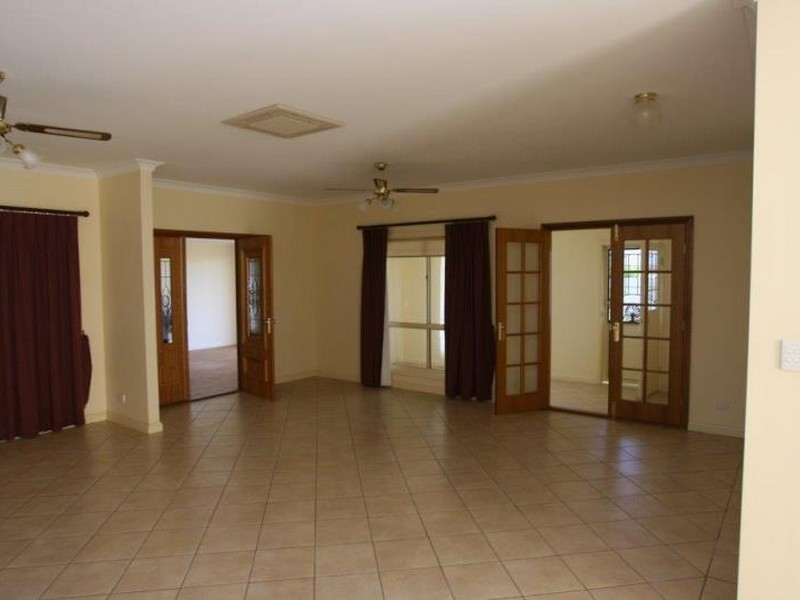 17 Port Road, Kadina SA 5554