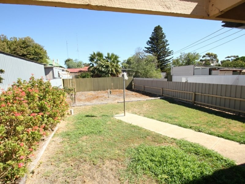 69 Caroline Street, Moonta SA 5558