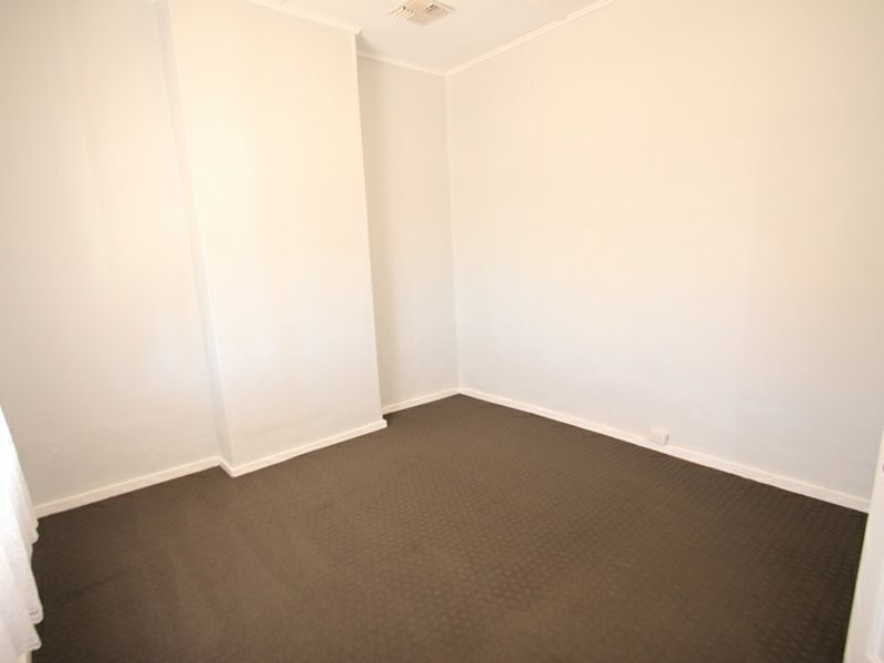 69 Caroline Street, Moonta SA 5558