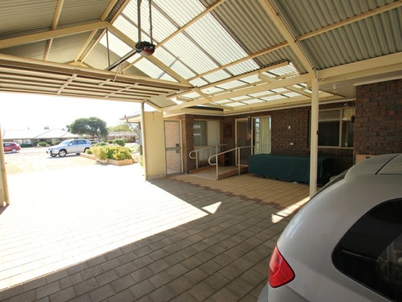 89 Bay Road, Moonta Bay SA 5558