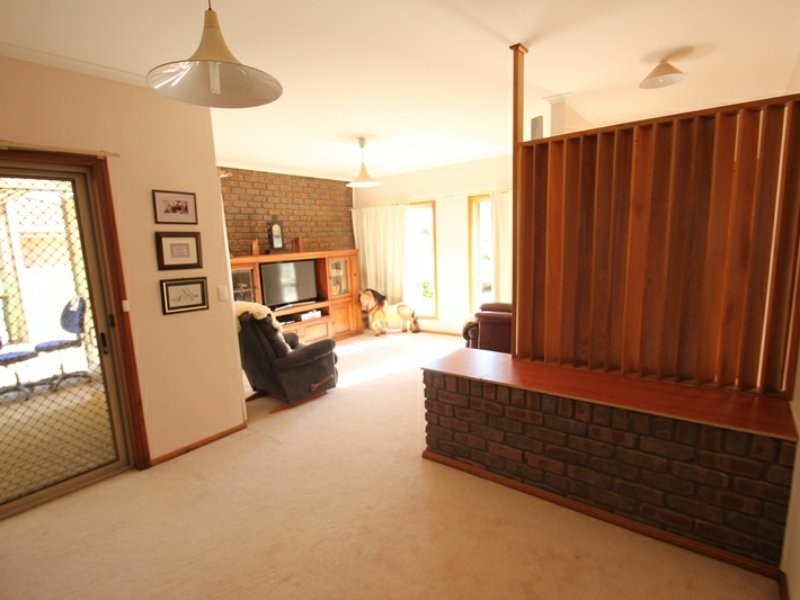 89 Bay Road, Moonta Bay SA 5558
