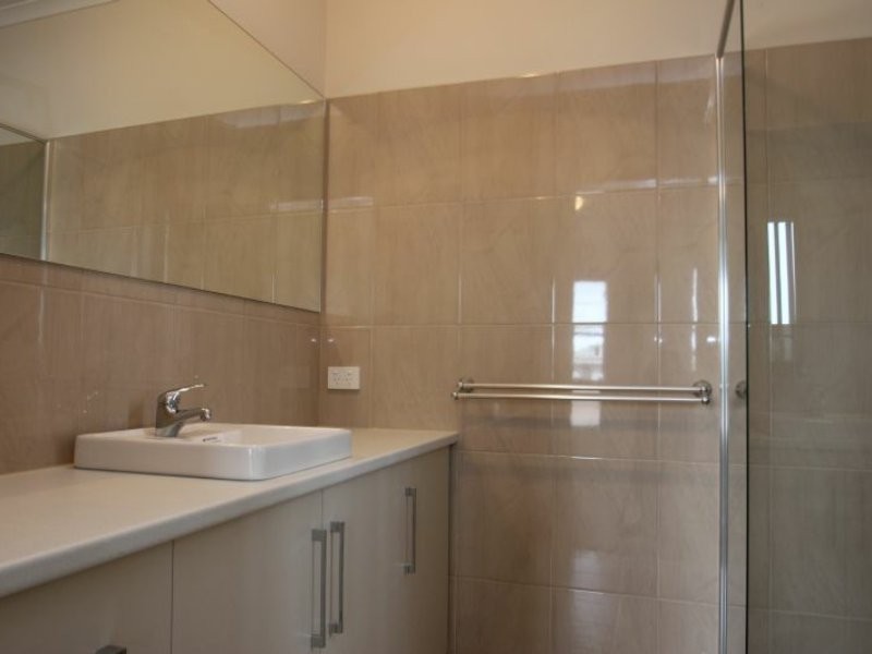 18 Moonta Road, Moonta Bay SA 5558