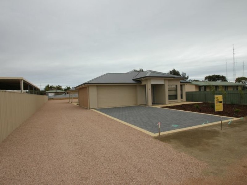 18 Moonta Road, Moonta Bay SA 5558