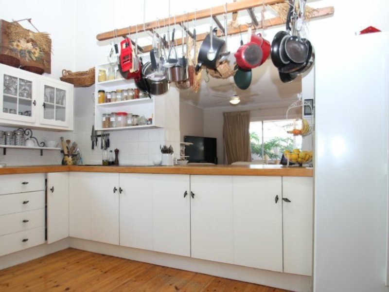 21 Robert Street, Moonta SA 5558