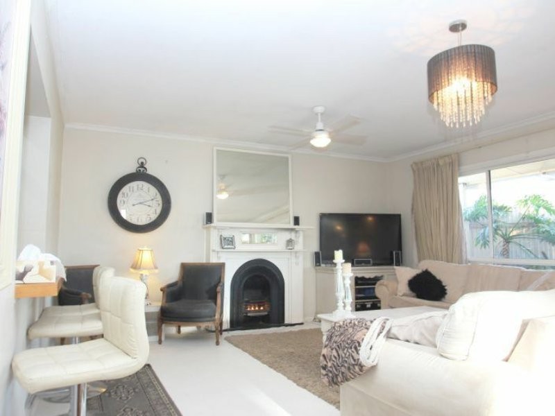 21 Robert Street, Moonta SA 5558