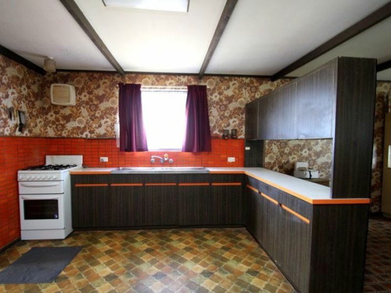 8 Monmouth Street, Moonta Bay SA 5558