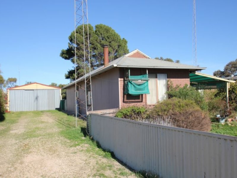 8 Monmouth Street, Moonta Bay SA 5558