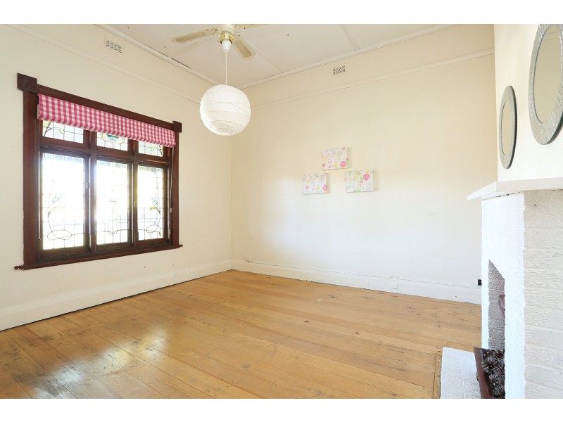 7 Harriett Street, Clare SA 5453