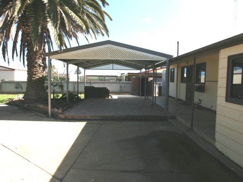 50 Kadina Road, Wallaroo SA 5556