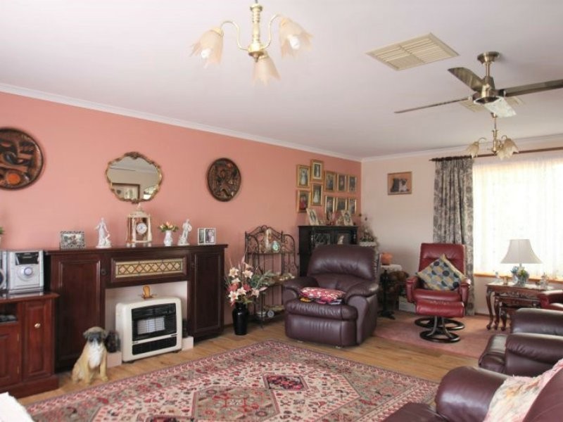 96 Narangga Terrace, Moonta Bay SA 5558