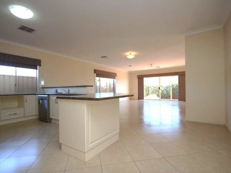 10 William Street, Moonta SA 5558