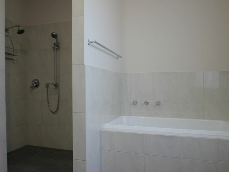 2 Hague Court, Moonta Bay SA 5558