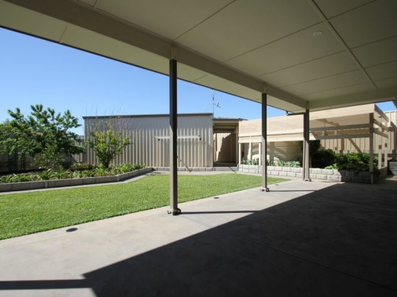 2 Hague Court, Moonta Bay SA 5558