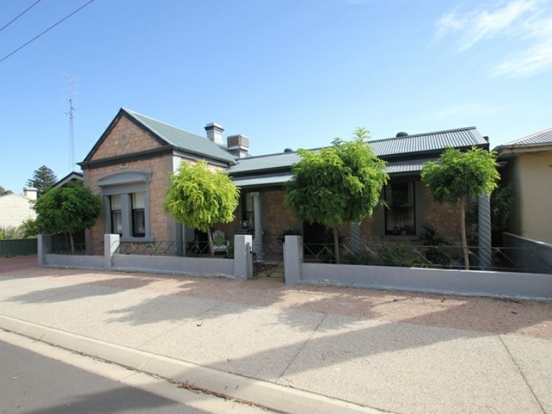 5 Milne Terrace, Moonta SA 5558