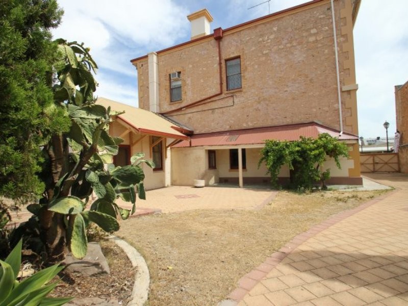 26 George Street, Moonta SA 5558