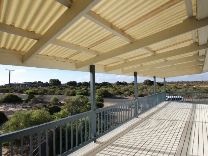 12 North Terrace, Moonta Bay SA 5558